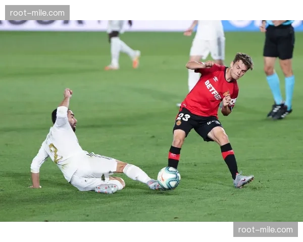 马略卡后防重组隐患：拉伊略瓦利恩特双中卫缺席影响