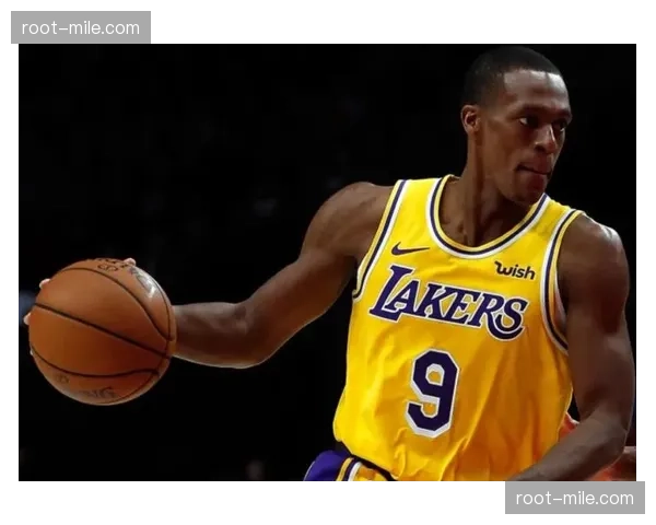 法兰克福前锋伯卡特保持健康 成为球队锋线伤病潮中关键得分点